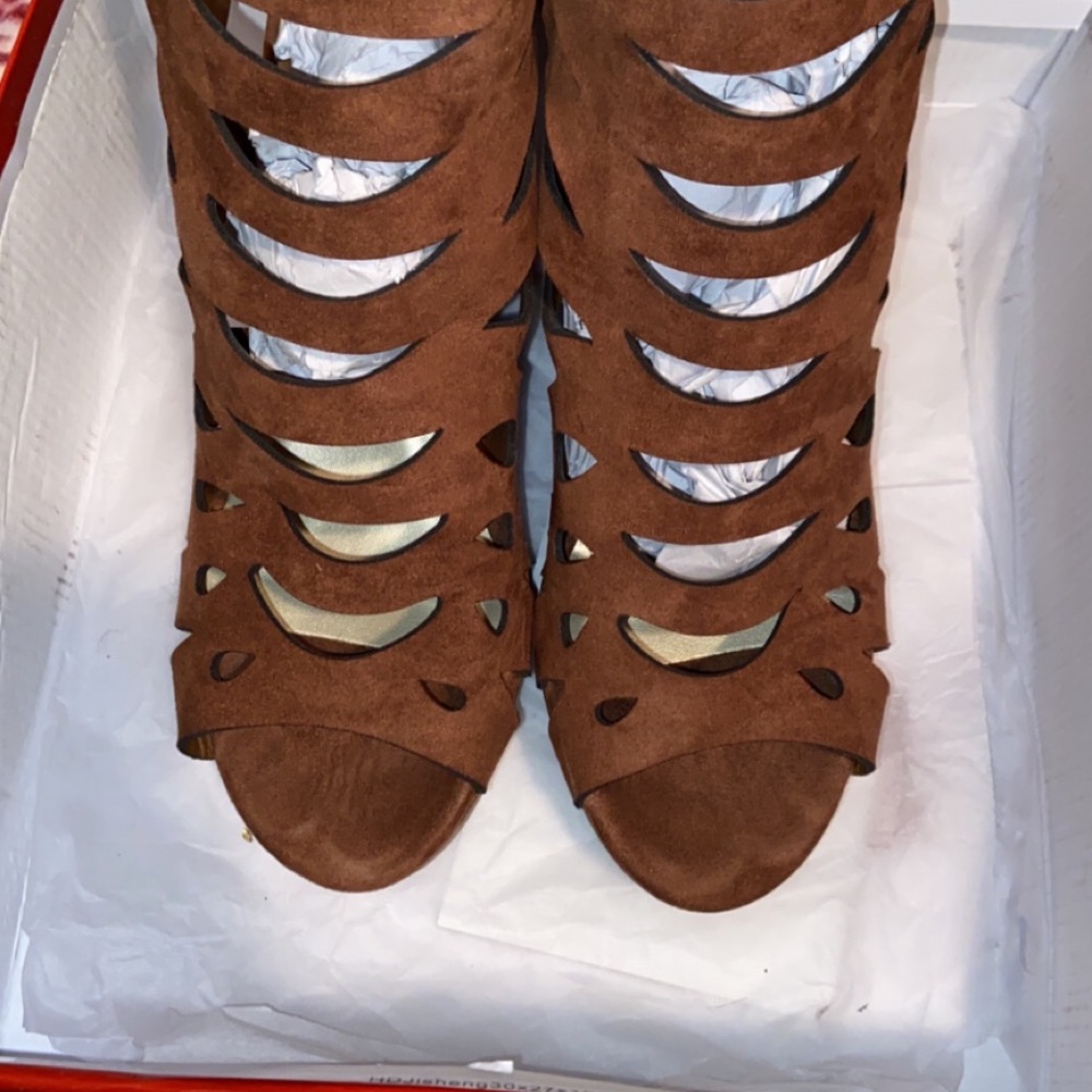 Wedges - Picture 2 of 3